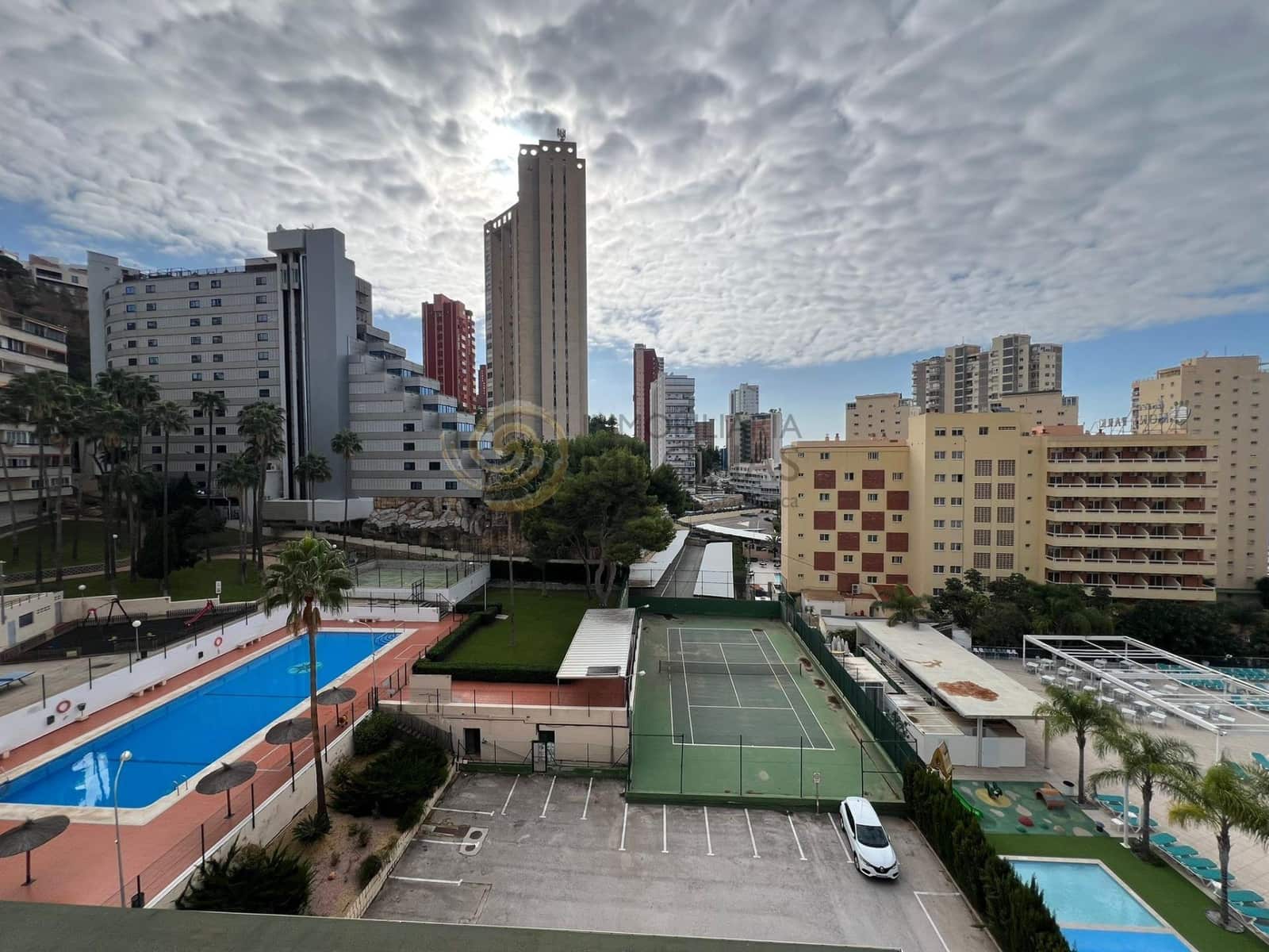 2 makuuhuone Huoneisto myytävänä paikassa Benidorm mukana uima-altaan - 270 000 € (Ref: 10022569)