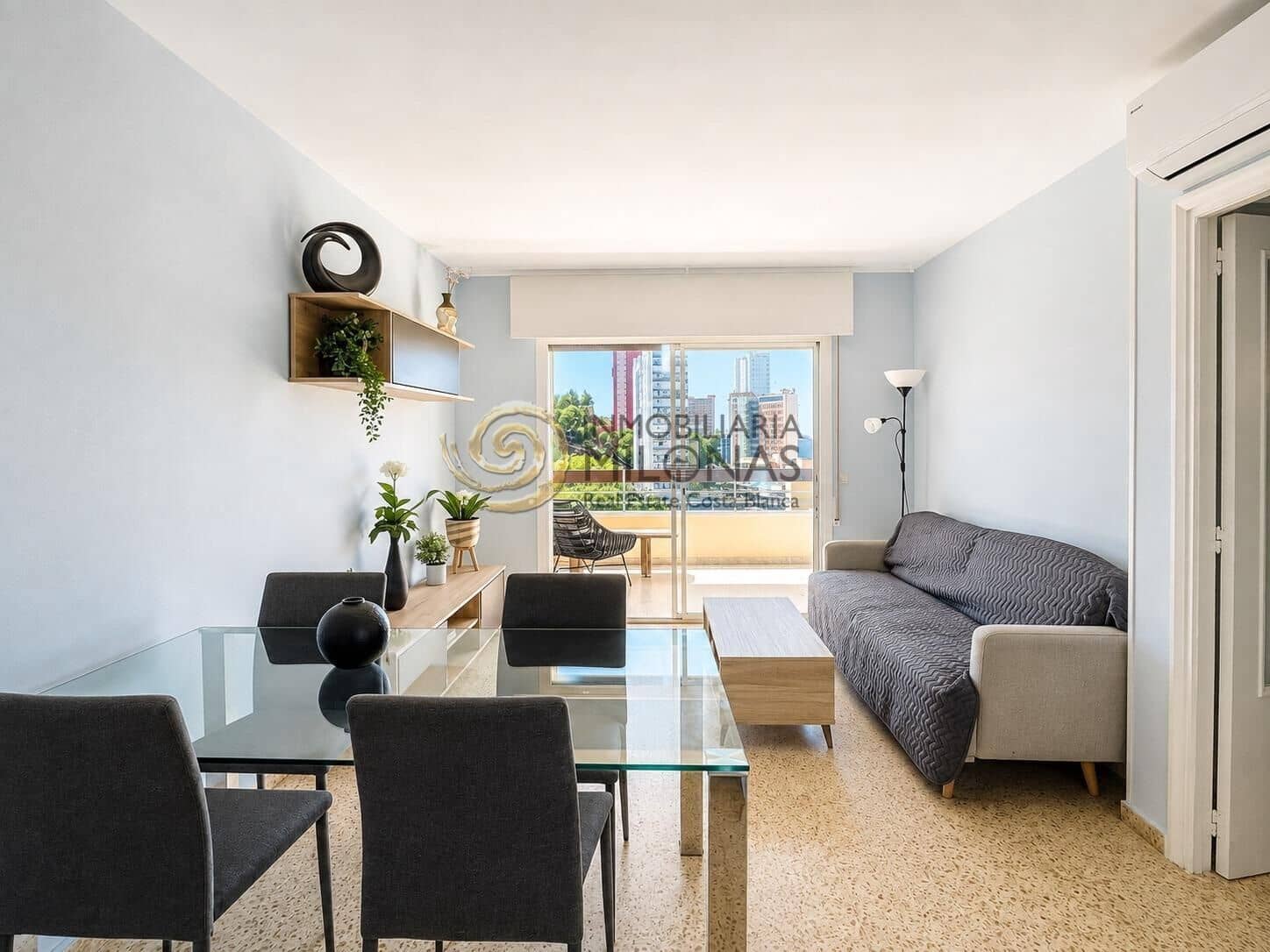 2 slaapkamer Appartement te koop in Benidorm met zwembad - € 270.000 (Ref: 10022569)