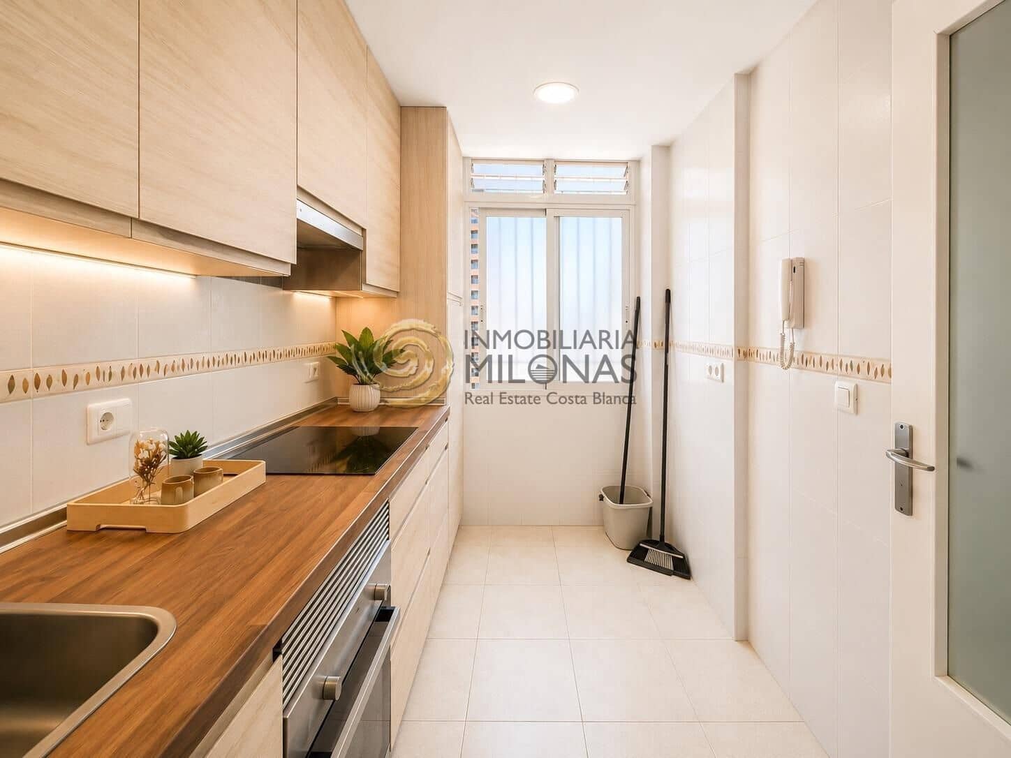 2 slaapkamer Appartement te koop in Benidorm met zwembad - € 270.000 (Ref: 10022569)