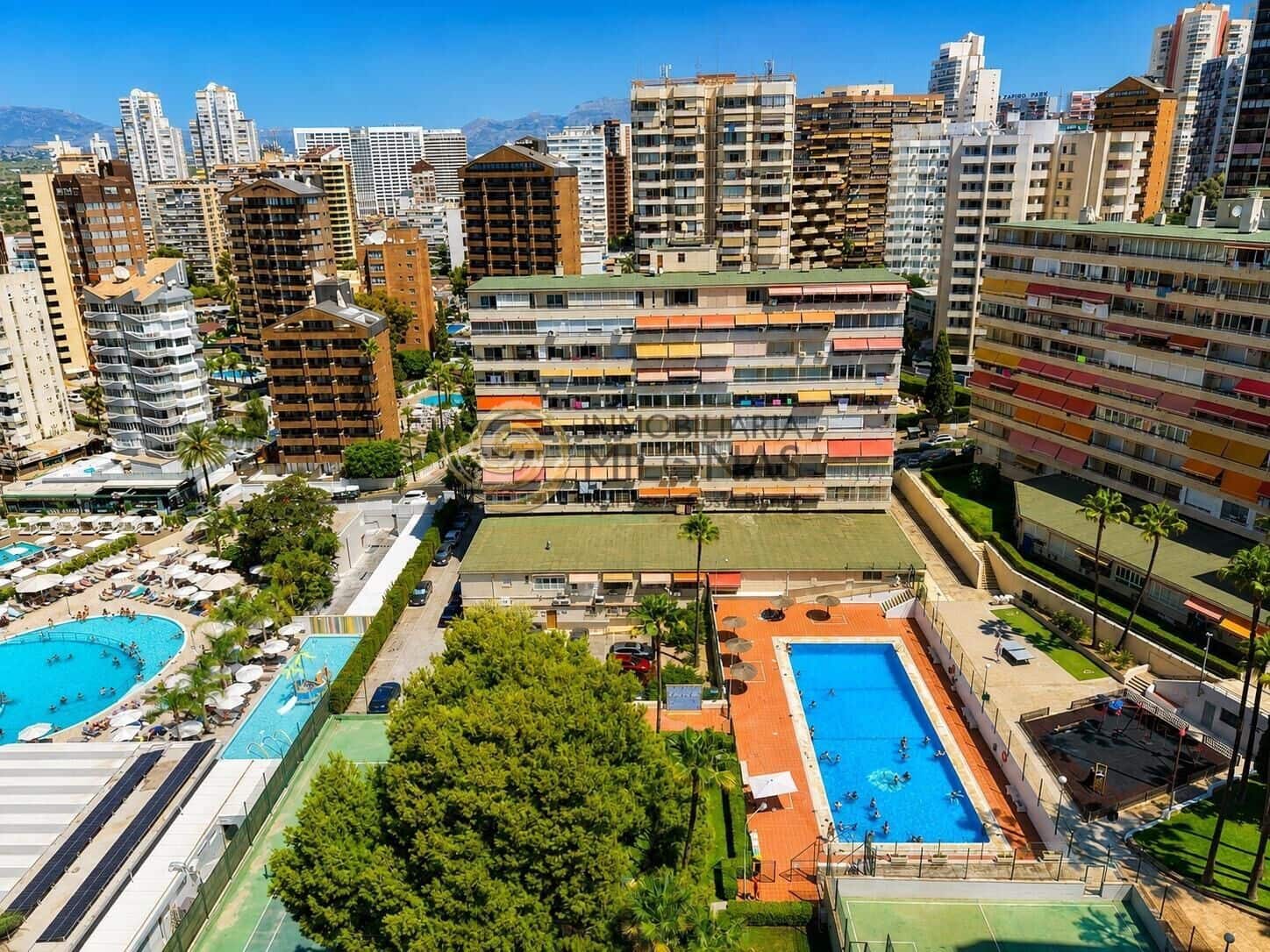 2 slaapkamer Appartement te koop in Benidorm met zwembad - € 270.000 (Ref: 10022569)