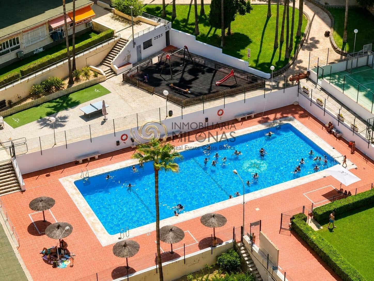 2 slaapkamer Appartement te koop in Benidorm met zwembad - € 270.000 (Ref: 10022569)