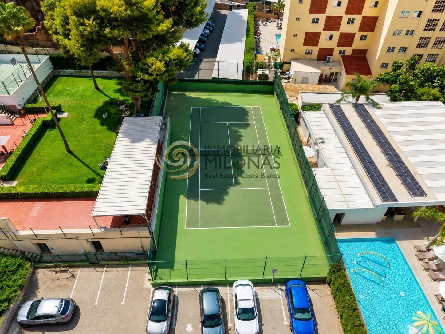 2 slaapkamer Appartement te koop in Benidorm met zwembad - € 270.000 (Ref: 10022569)