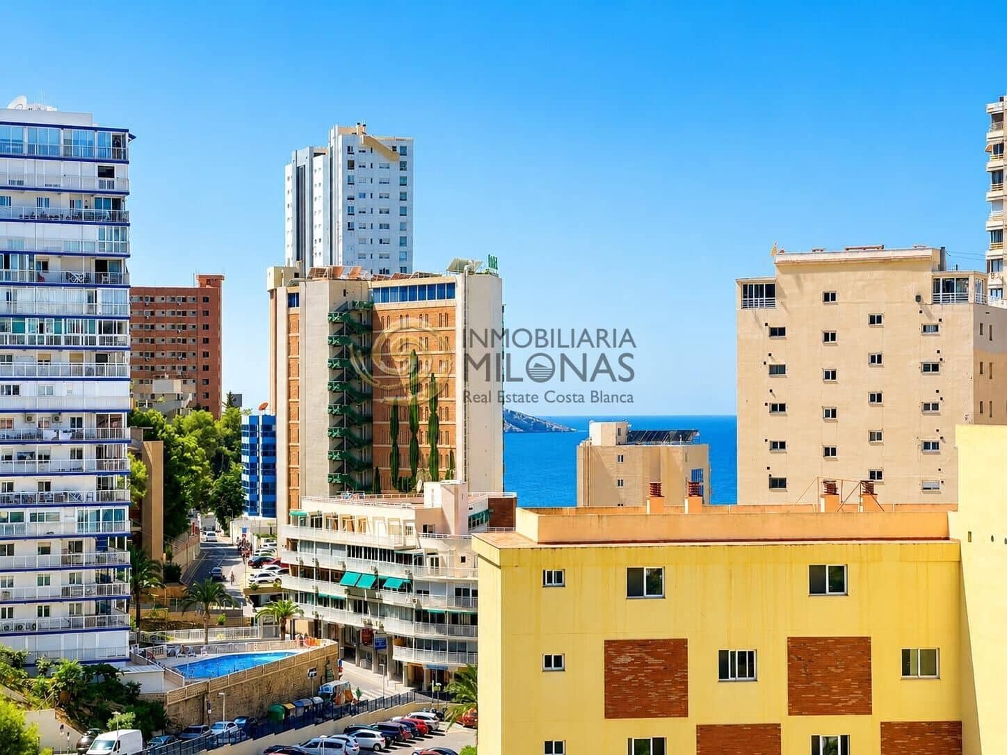 2 slaapkamer Appartement te koop in Benidorm met zwembad - € 270.000 (Ref: 10022569)