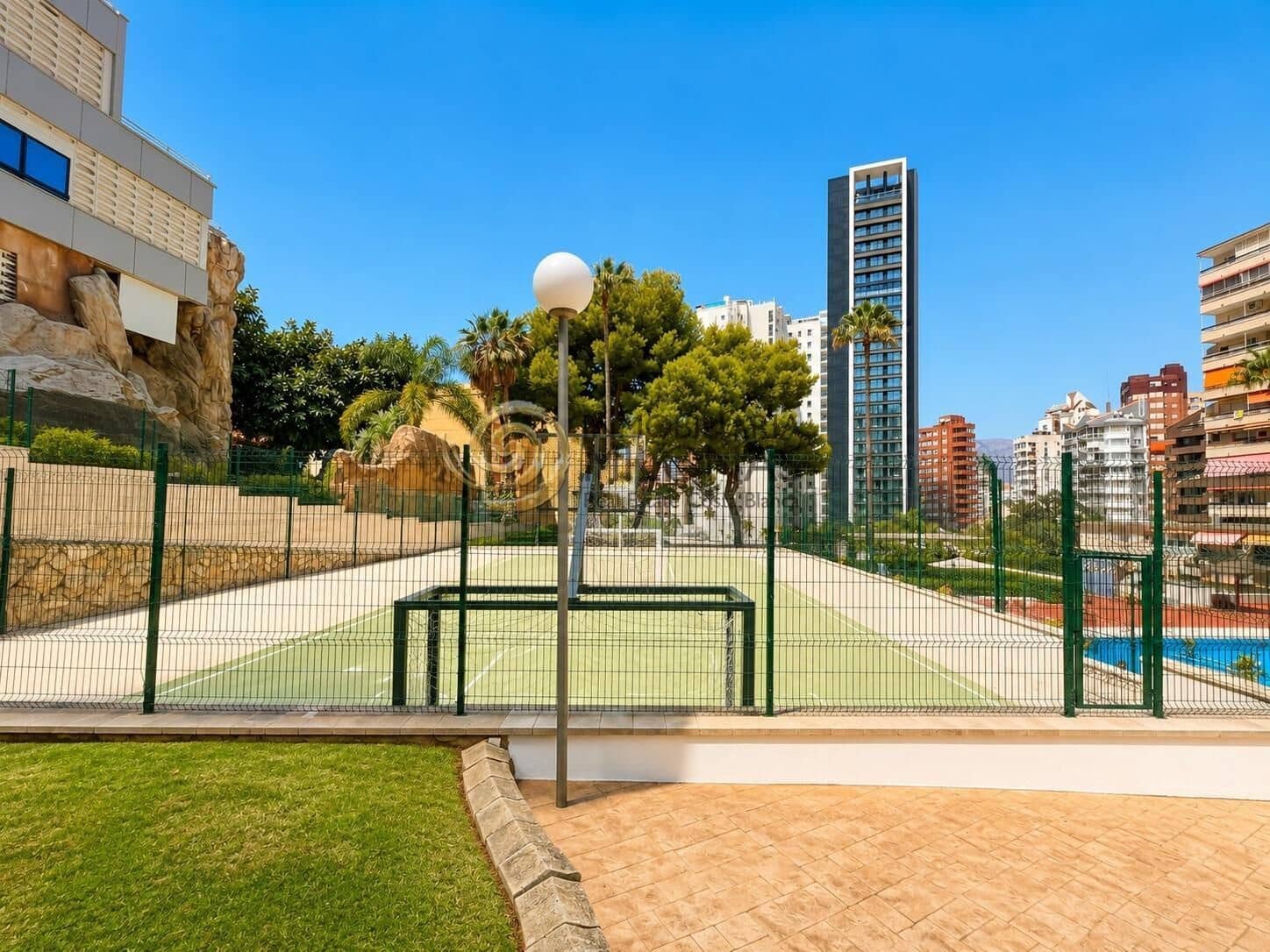 2 slaapkamer Appartement te koop in Benidorm met zwembad - € 270.000 (Ref: 10022569)