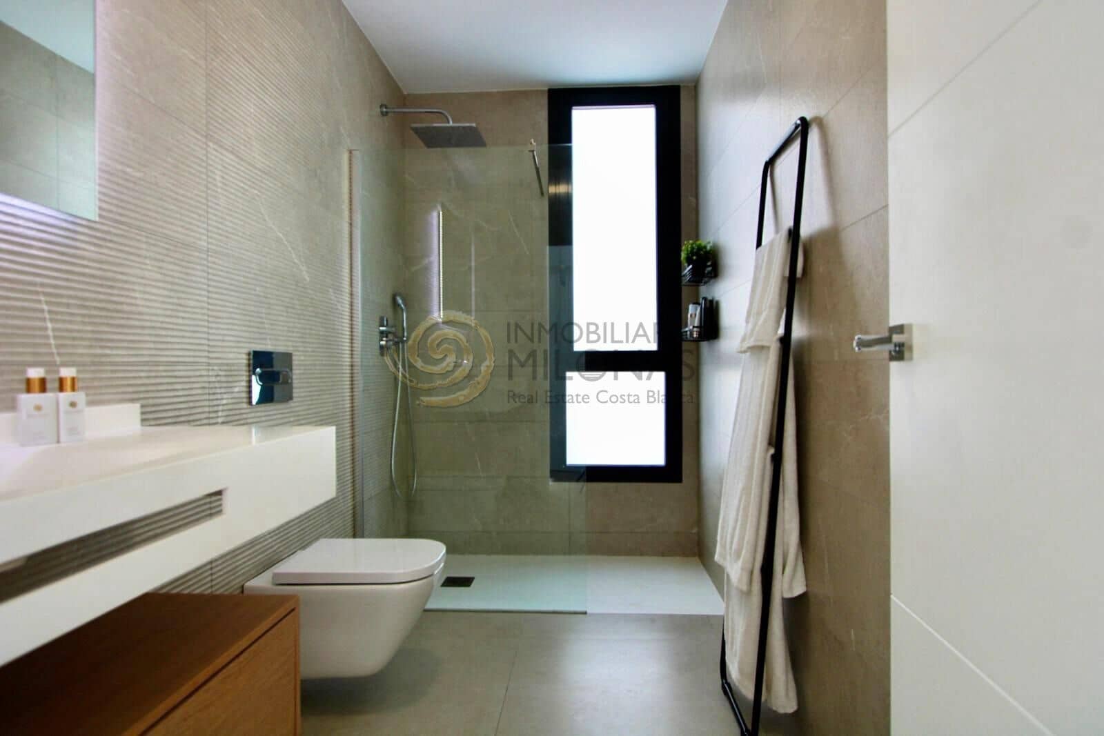 3 bedroom Villa for sale in Finestrat with pool garage - € 699,999 (Ref: 10025828)