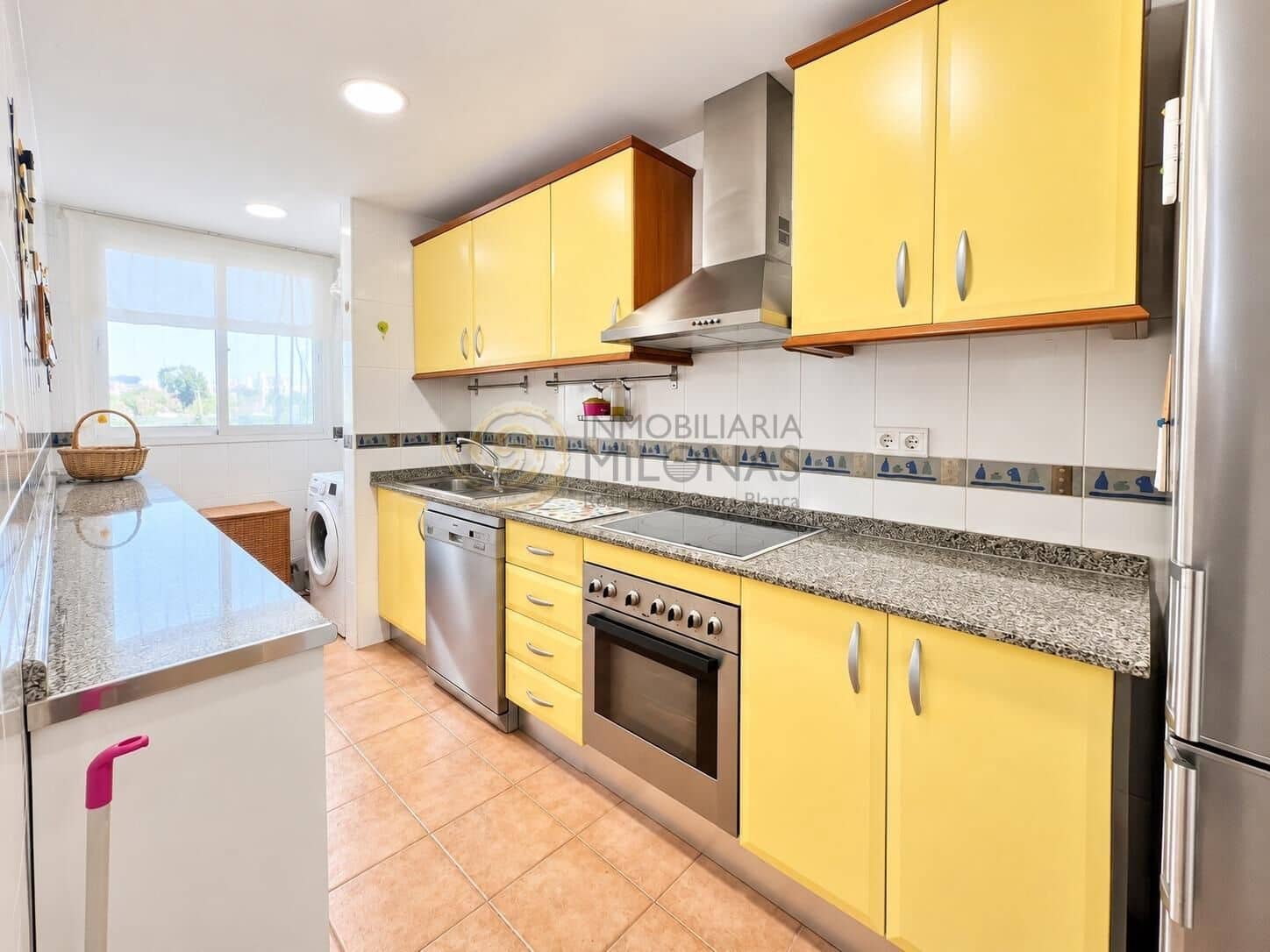 Apartamento de 2 habitaciones en Finestrat en venta con piscina garaje - 294.000 € (Ref: 10049415)
