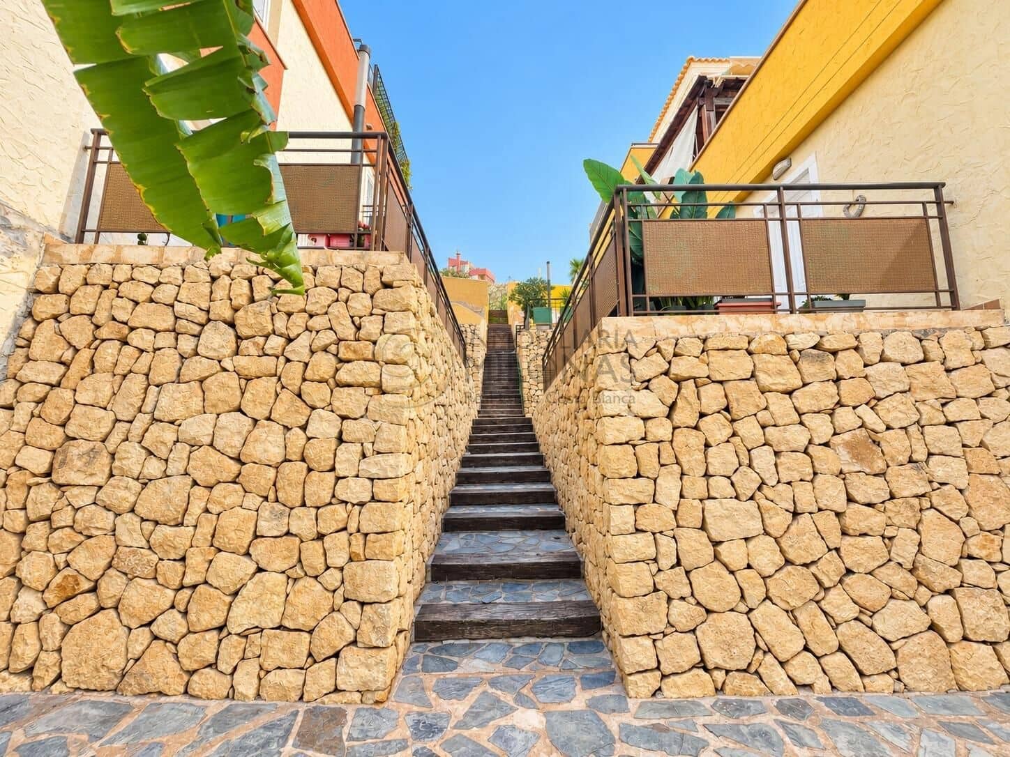 Apartamento de 2 habitaciones en Finestrat en venta con piscina garaje - 294.000 € (Ref: 10049415)