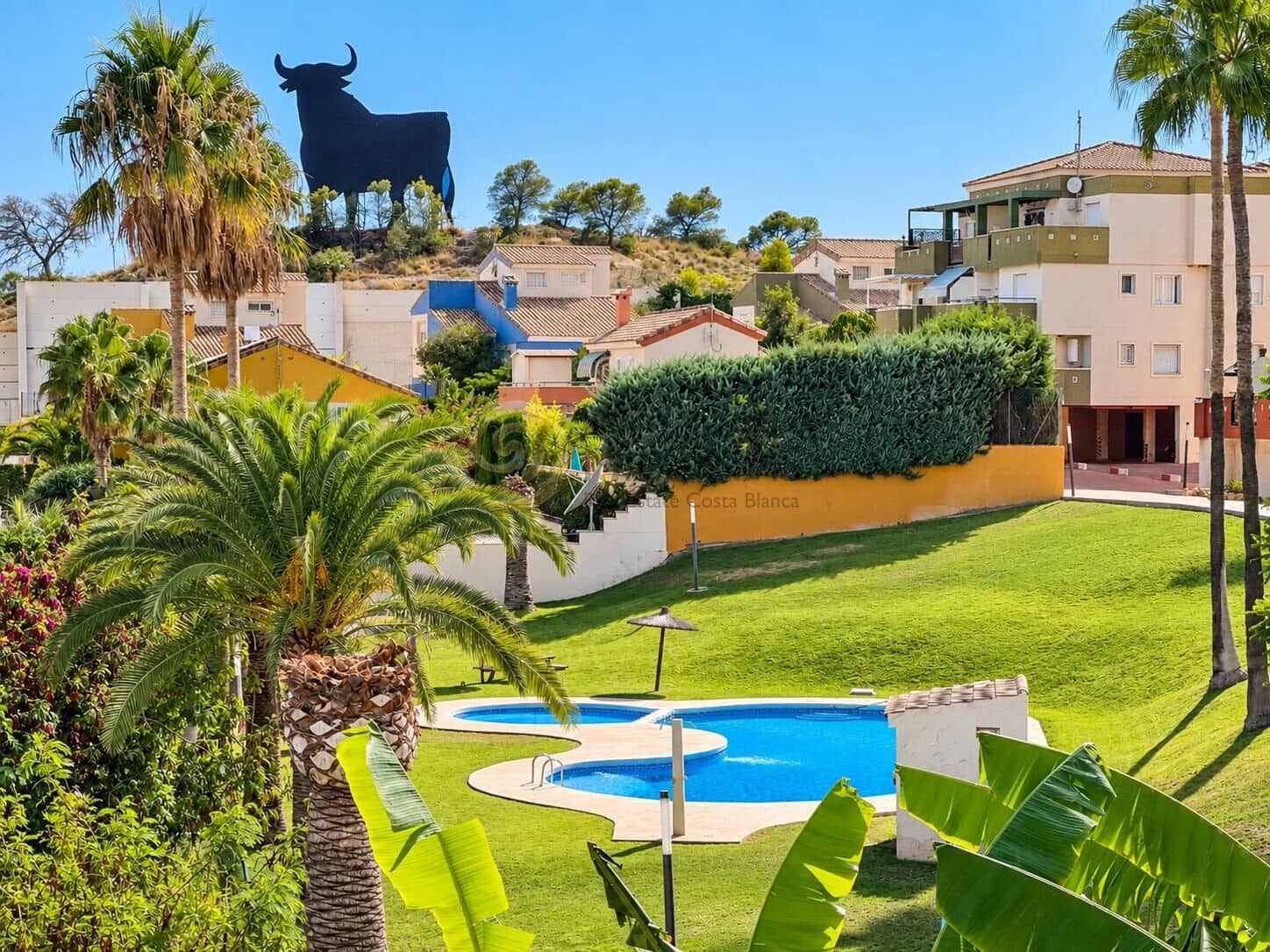 Apartamento de 2 habitaciones en Finestrat en venta con piscina garaje - 294.000 € (Ref: 10049415)