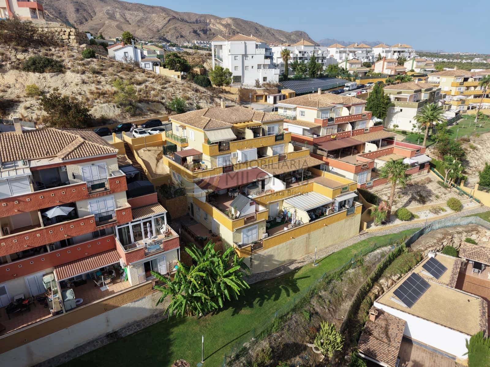 Apartamento de 2 habitaciones en Finestrat en venta con piscina garaje - 294.000 € (Ref: 10049415)