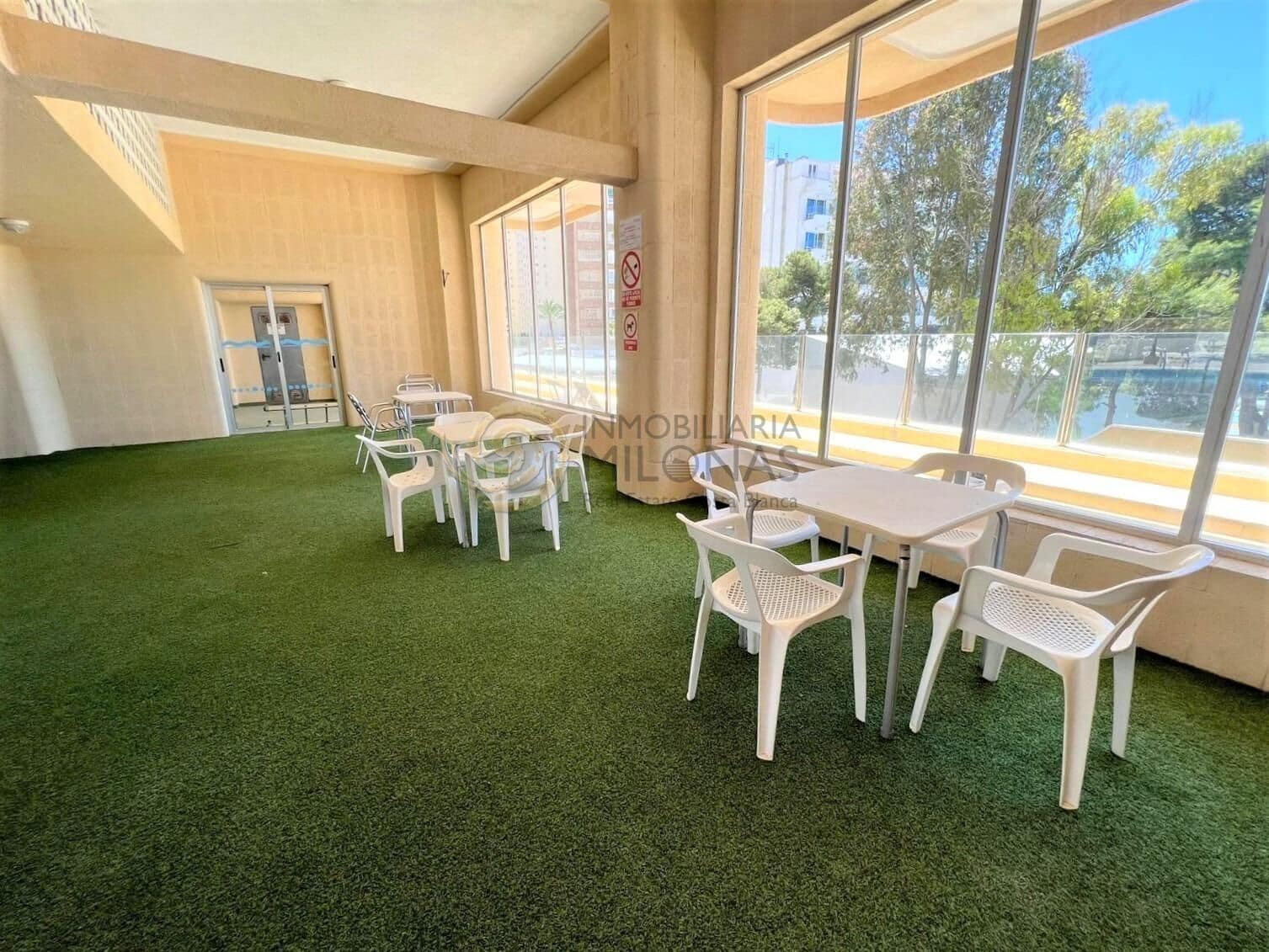 3 soverom Leilighet til leie i Benidorm med svømmebasseng - € 1 200 (Ref: 10055433)