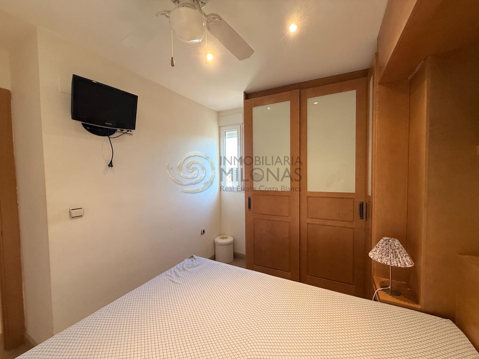 3 soverom Leilighet til leie i Benidorm med svømmebasseng - € 1 200 (Ref: 10055433)