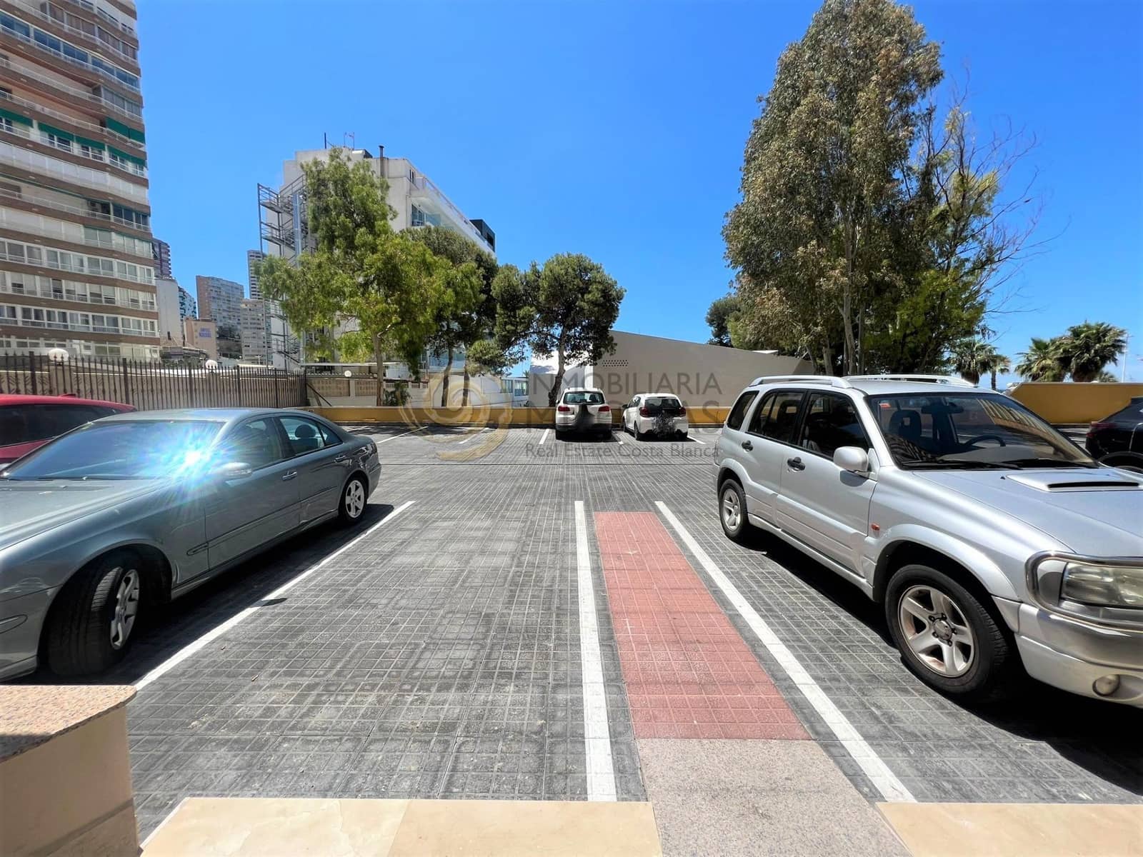 3 soverom Leilighet til leie i Benidorm med svømmebasseng - € 1 200 (Ref: 10055433)