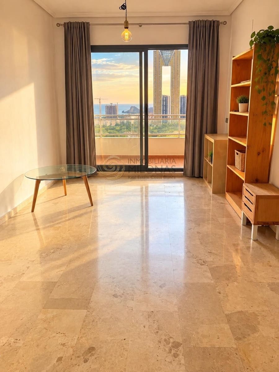 2 soverom Leilighet til leie i Benidorm med svømmebasseng garasje - € 1 400 (Ref: 10120012)