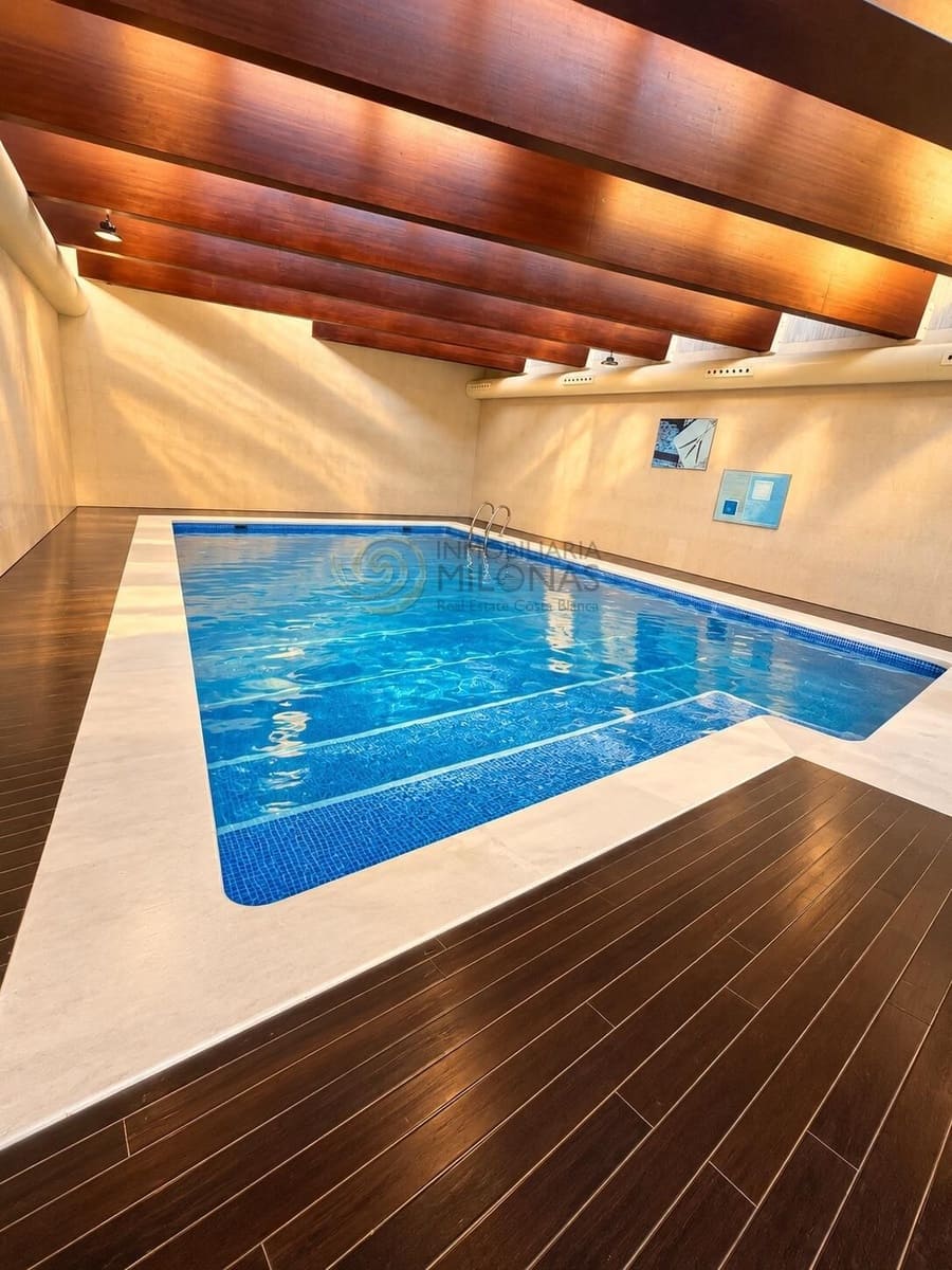 2 soverom Leilighet til leie i Benidorm med svømmebasseng garasje - € 1 400 (Ref: 10120012)