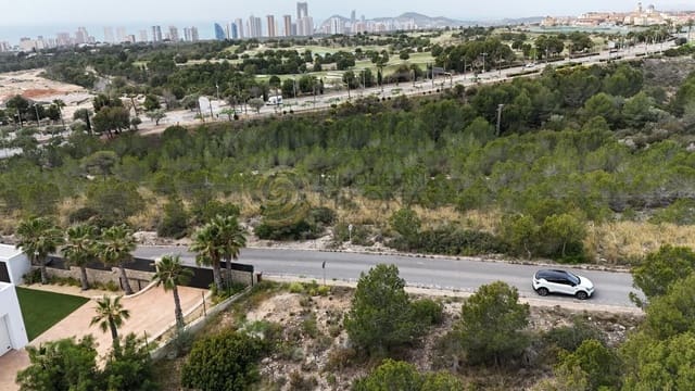 Tomt till salu i Urbanizaciones, Benidorm - 554 000 € (Ref: 10139823)