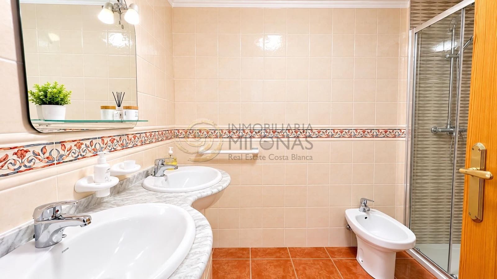 4 chambre Villa/Maison Mitoyenne à vendre à Benidorm avec piscine garage - 540 000 € (Ref: 10157762)