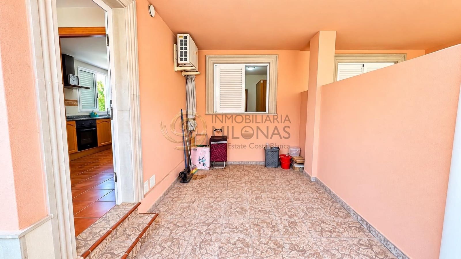4 chambre Villa/Maison Mitoyenne à vendre à Benidorm avec piscine garage - 540 000 € (Ref: 10157762)