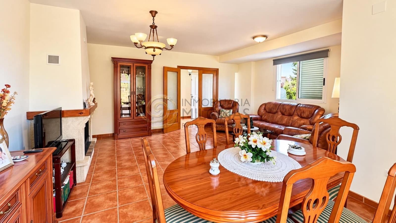 4 chambre Villa/Maison Mitoyenne à vendre à Benidorm avec piscine garage - 540 000 € (Ref: 10157762)