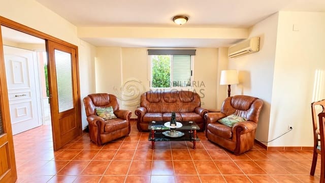 4 chambre Villa/Maison Mitoyenne à vendre à Sierra Helada, Benidorm avec piscine garage - 540 000 € (Ref: 10157762)