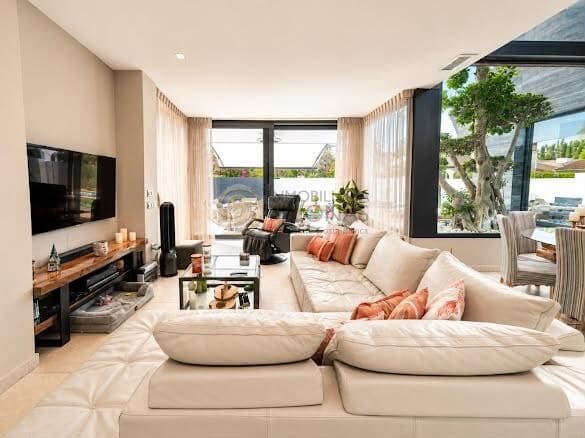 Chalet de 4 habitaciones en Albir, Alfaz del Pi / L'Alfàs del Pi en venta con piscina garaje - 1.495.000 € (Ref: 10174072)