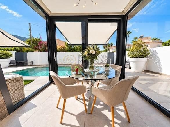 Chalet de 4 habitaciones en Albir en venta con piscina garaje - 1.495.000 € (Ref: 10174072)