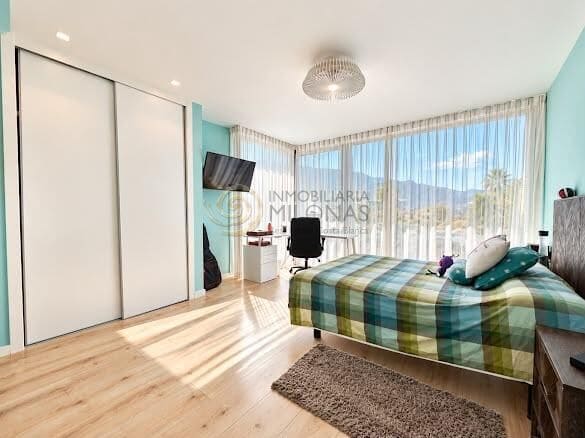 Chalet de 4 habitaciones en Albir en venta con piscina garaje - 1.495.000 € (Ref: 10174072)