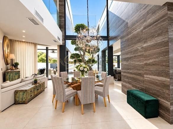 Chalet de 4 habitaciones en Albir, Alfaz del Pi / L'Alfàs del Pi en venta con piscina garaje - 1.495.000 € (Ref: 10174072)