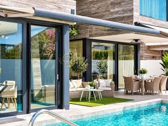 Chalet de 4 habitaciones en Albir en venta con piscina garaje - 1.495.000 € (Ref: 10174072)