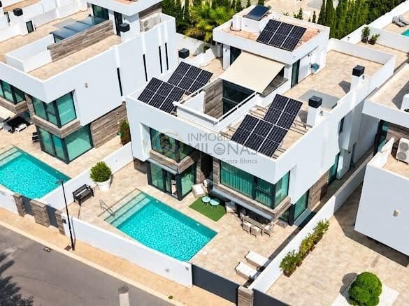 Chalet de 4 habitaciones en Albir en venta con piscina garaje - 1.495.000 € (Ref: 10174072)
