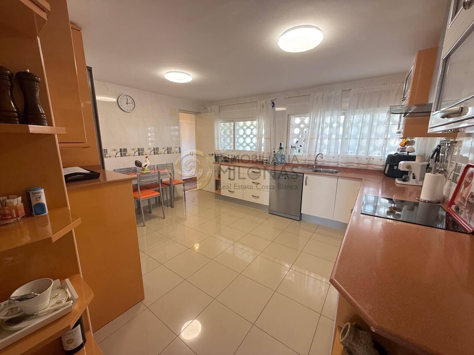 Ático de 3 habitaciones en Benidorm en venta con garaje - 650.000 € (Ref: 10174073)