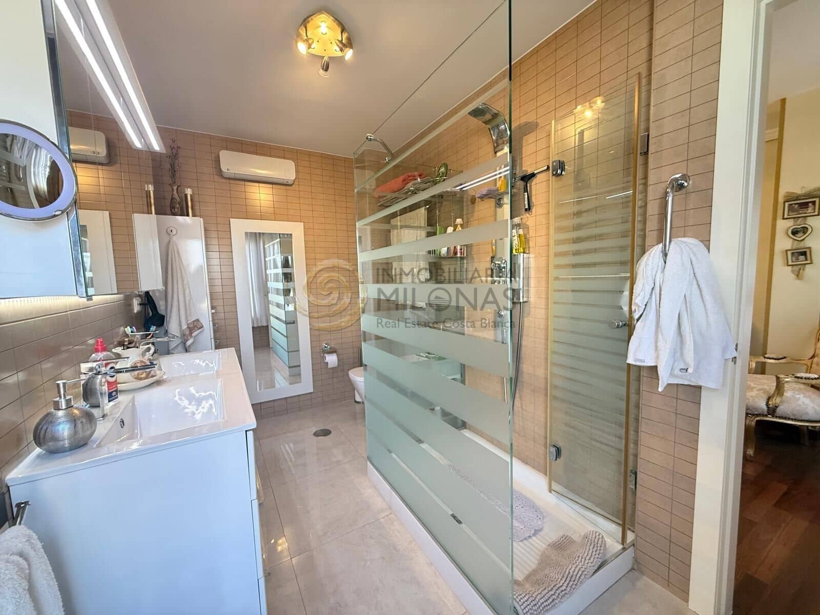 Ático de 3 habitaciones en Benidorm en venta con garaje - 650.000 € (Ref: 10174073)