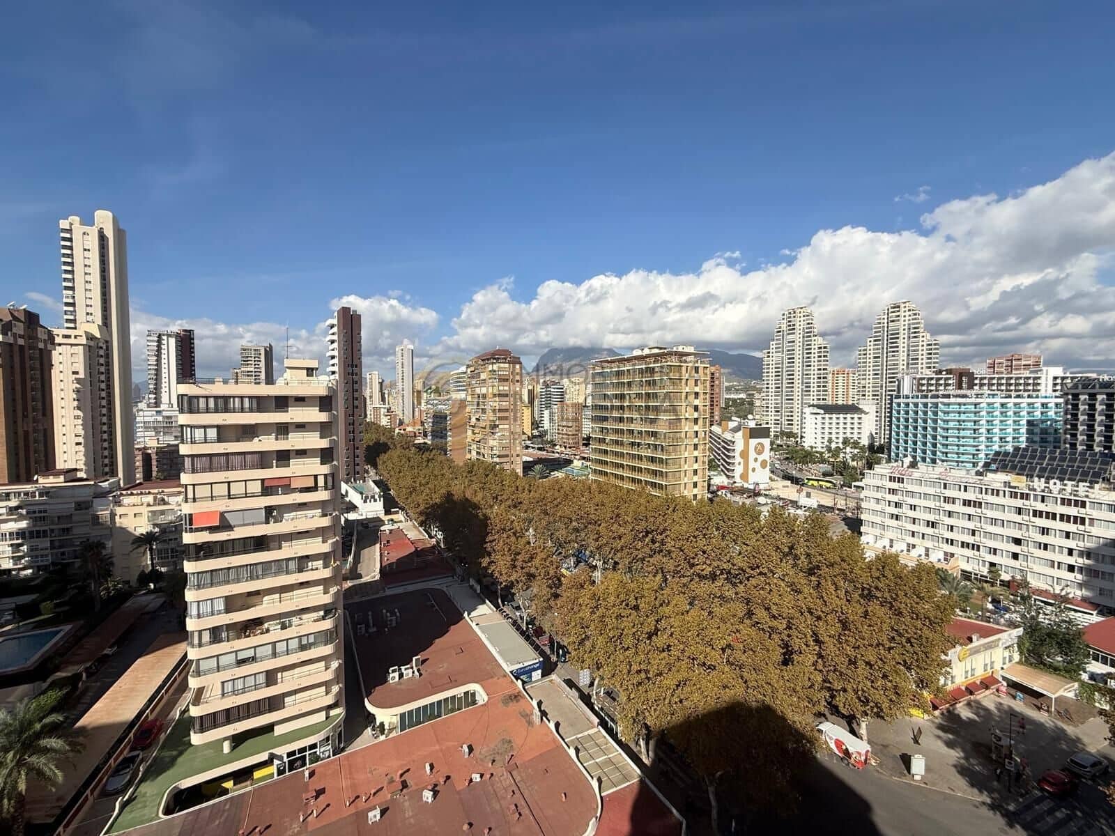 Ático de 3 habitaciones en Benidorm en venta con garaje - 650.000 € (Ref: 10174073)