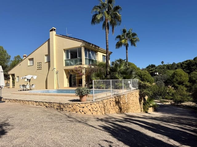 5 makuuhuone Huvila myytävänä paikassa Urbanizaciones, Benidorm mukana uima-altaan 
autotalli - 1 400 000 € (Ref: 10180725)