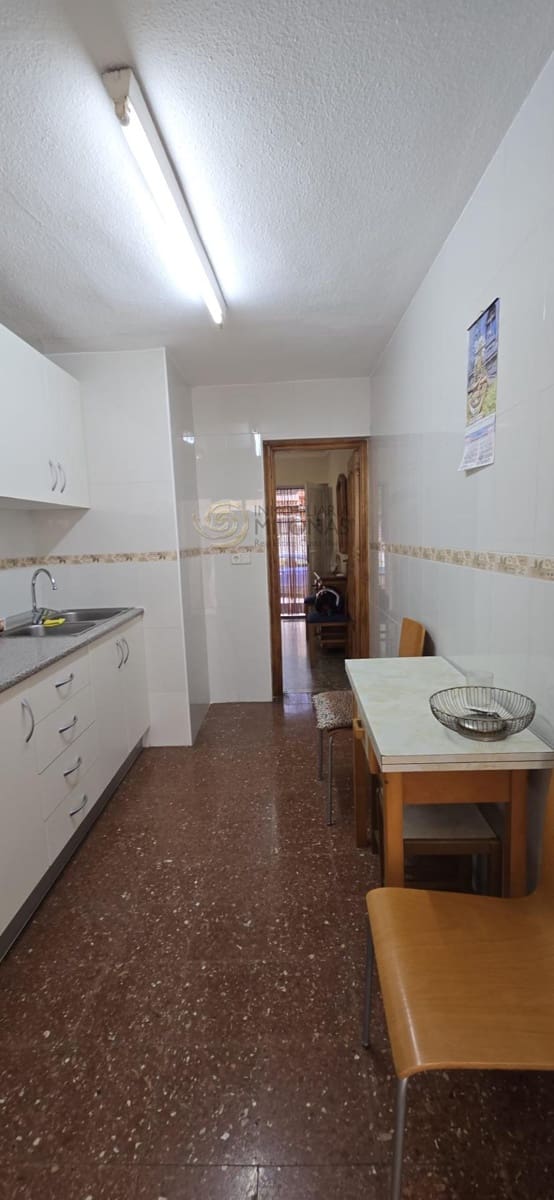 4 soveværelse Rækkehus til leje i Benidorm - € 1.500 (Ref: 10180727)