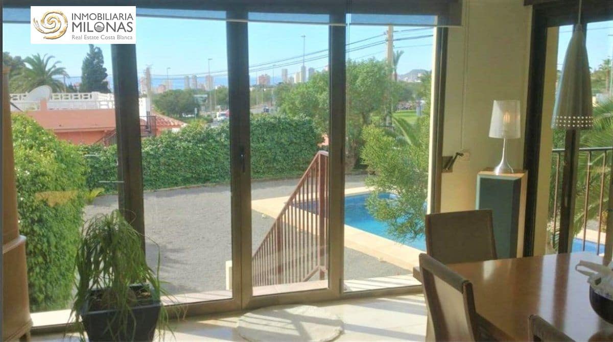 4 bedroom Villa for sale in Benidorm - € 535,500 (Ref: 4537681)