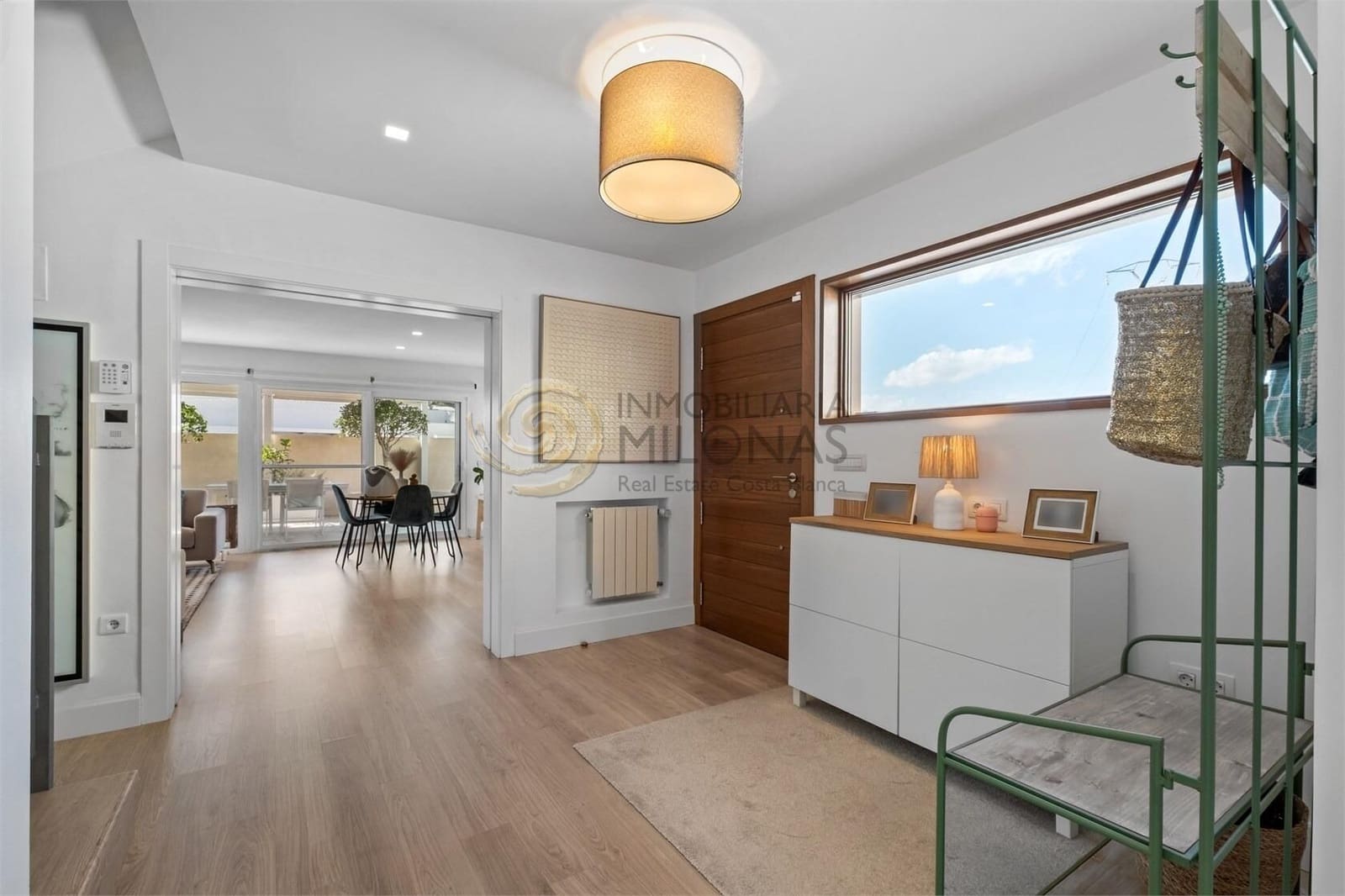 4 bedroom Villa for sale in Alfaz del Pi / L'Alfas del Pi with pool garage - € 599,000 (Ref: 8865850)