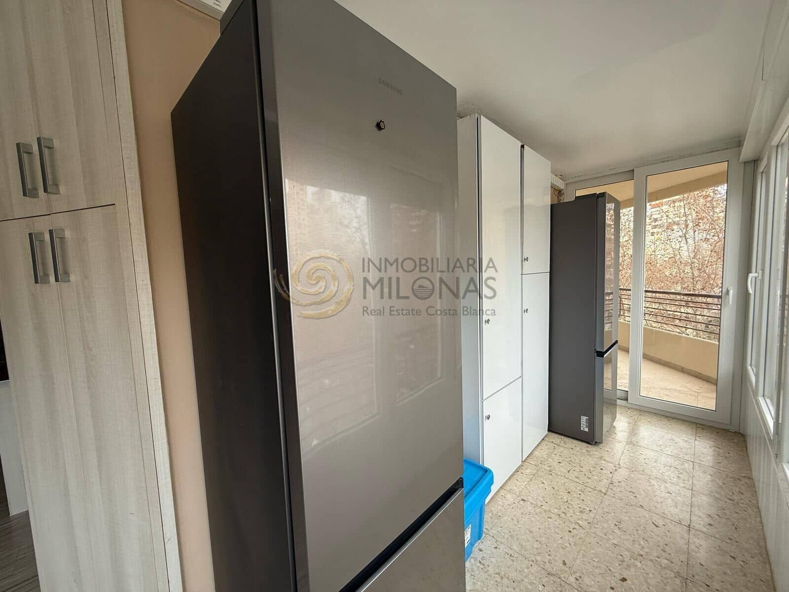 Appartement de 3 chambres à louer à Benidorm avec piscine garage - 2 000 € (Ref: 8865852)