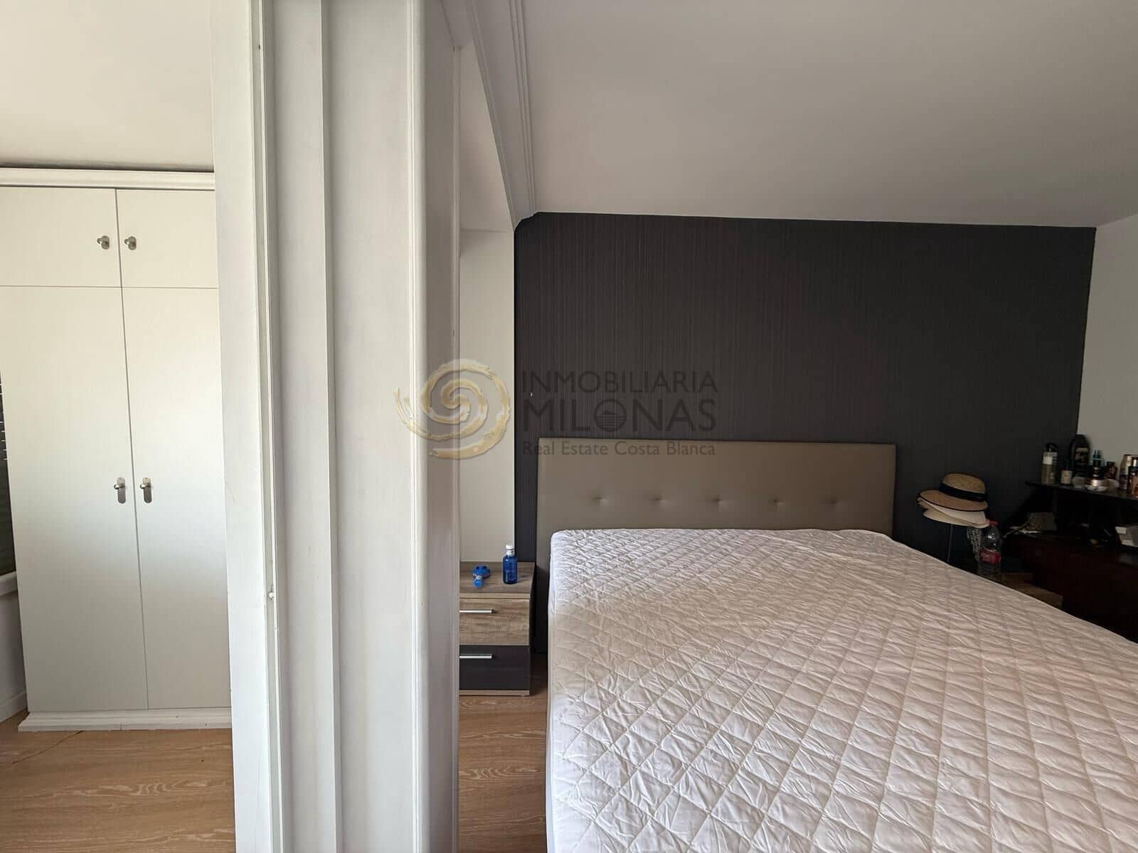 Appartement de 3 chambres à louer à Benidorm avec piscine garage - 2 000 € (Ref: 8865852)