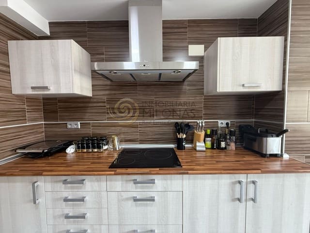 3 sovrum Lägenhet att hyra i Benidorm med pool garage - 2 000 € (Ref: 8865852)