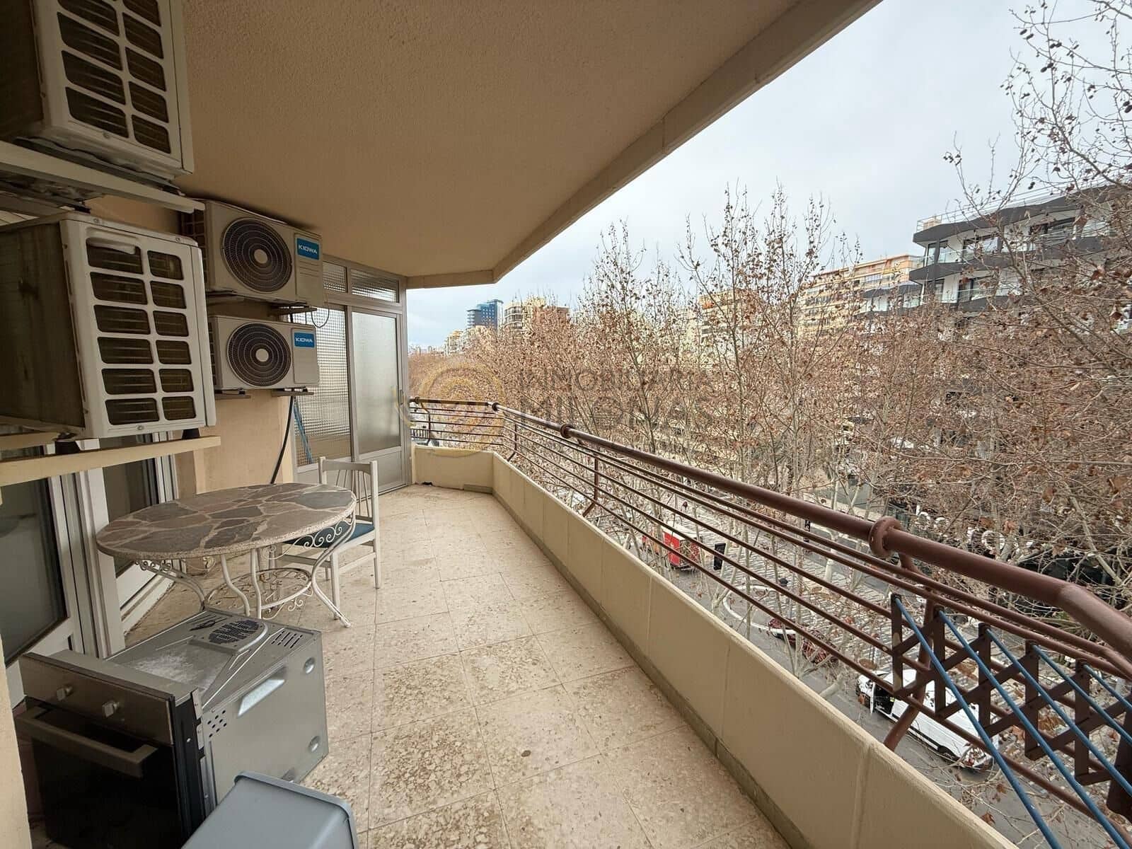 Appartement de 3 chambres à louer à Benidorm avec piscine garage - 2 000 € (Ref: 8865852)