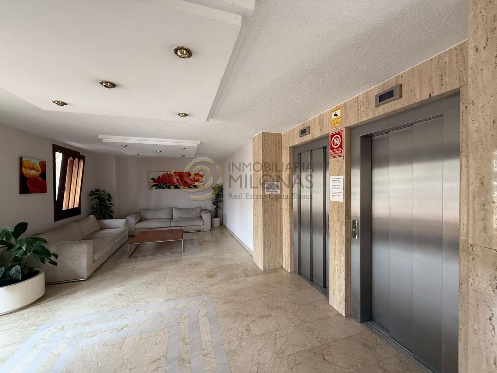 Appartement de 3 chambres à louer à Benidorm avec piscine garage - 2 000 € (Ref: 8865852)