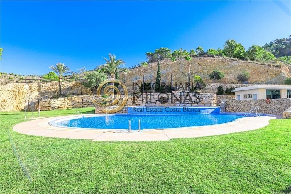 2 soverom Leilighet til salgs i Benidorm med svømmebasseng garasje - € 397 500 (Ref: 8865861)