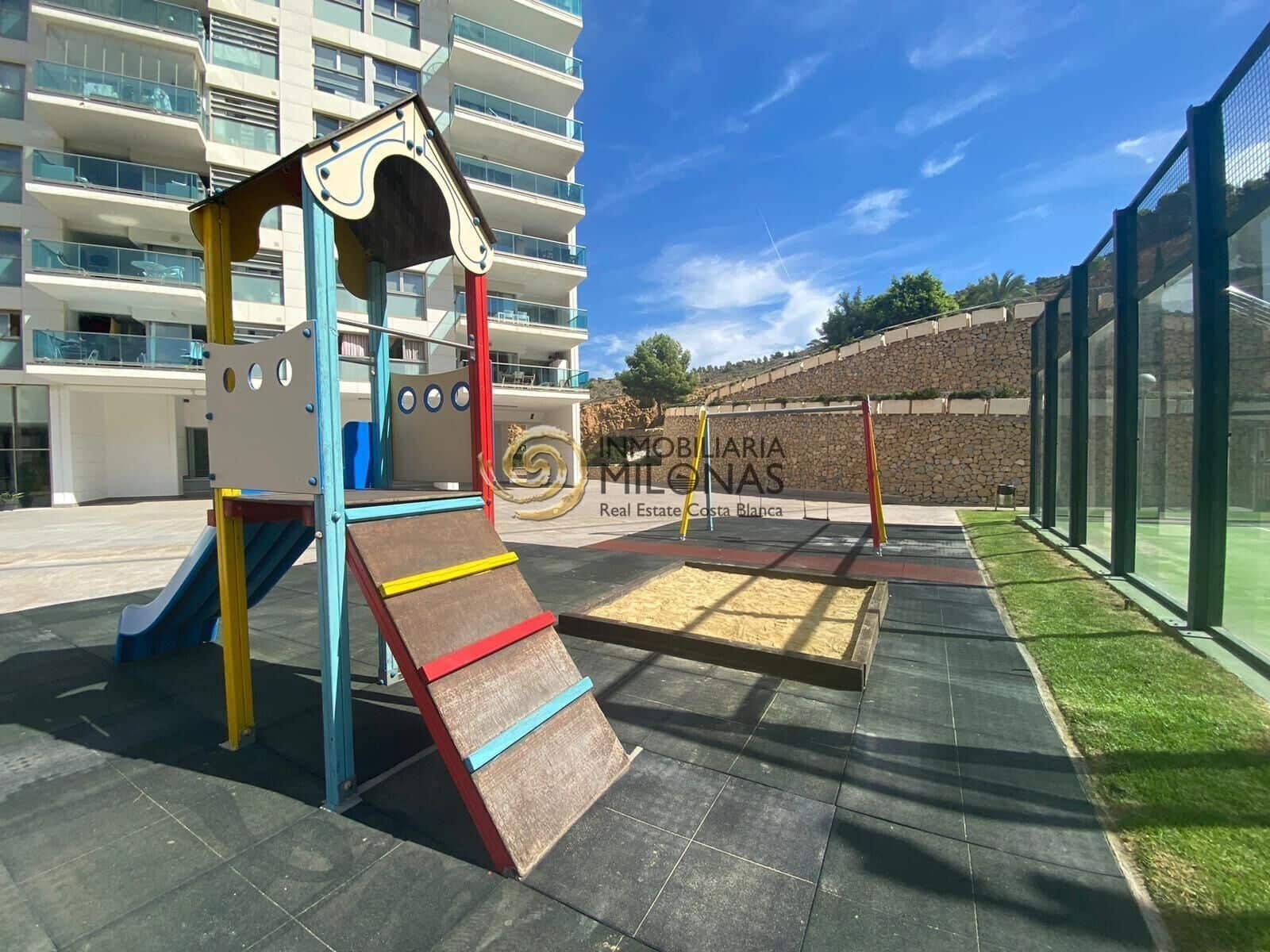 2 soverom Leilighet til salgs i Benidorm med svømmebasseng garasje - € 397 500 (Ref: 8865861)