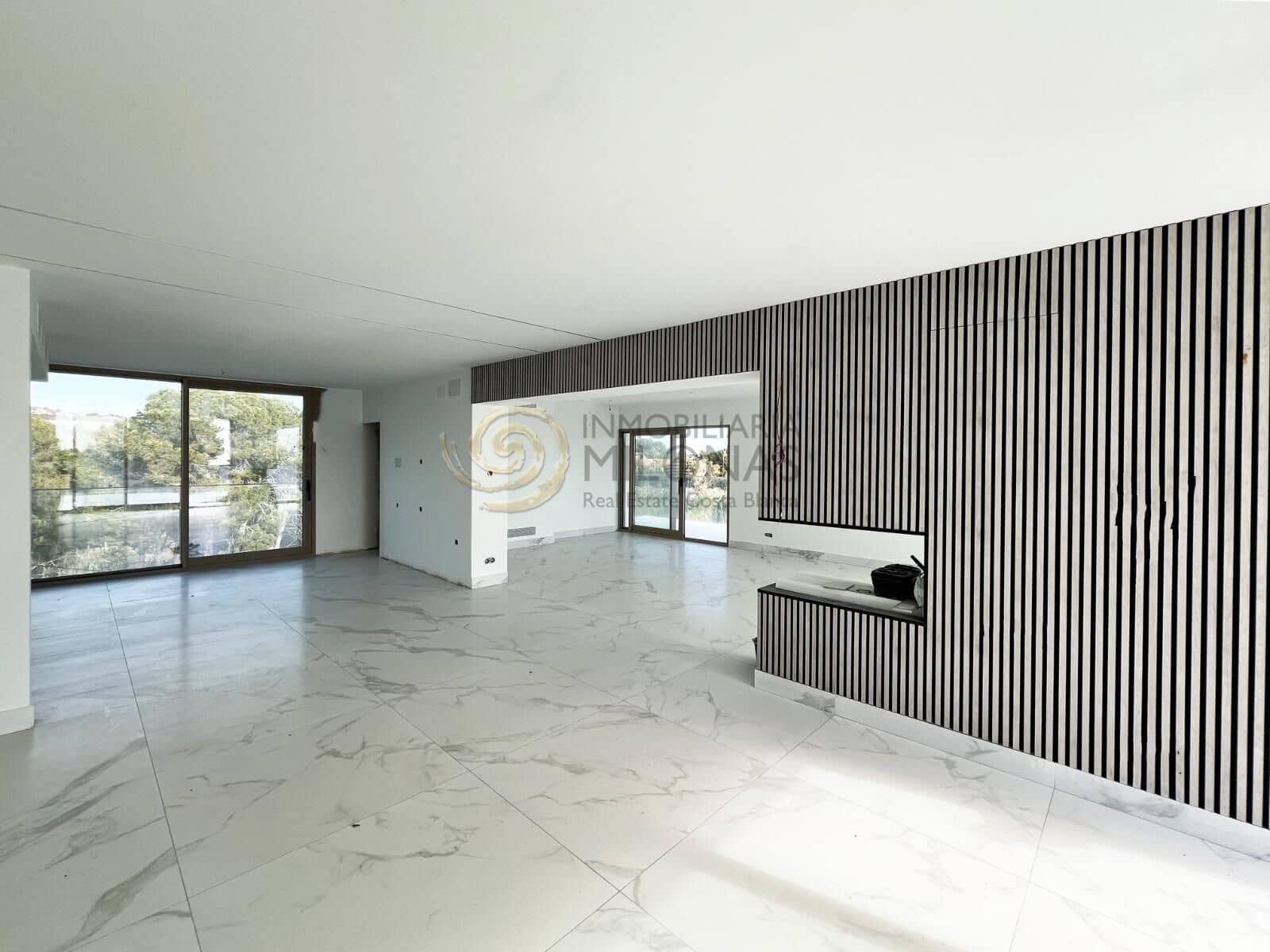 Chalet de 6 habitaciones en Benidorm en venta con piscina garaje - 2.650.000 € (Ref: 8865870)