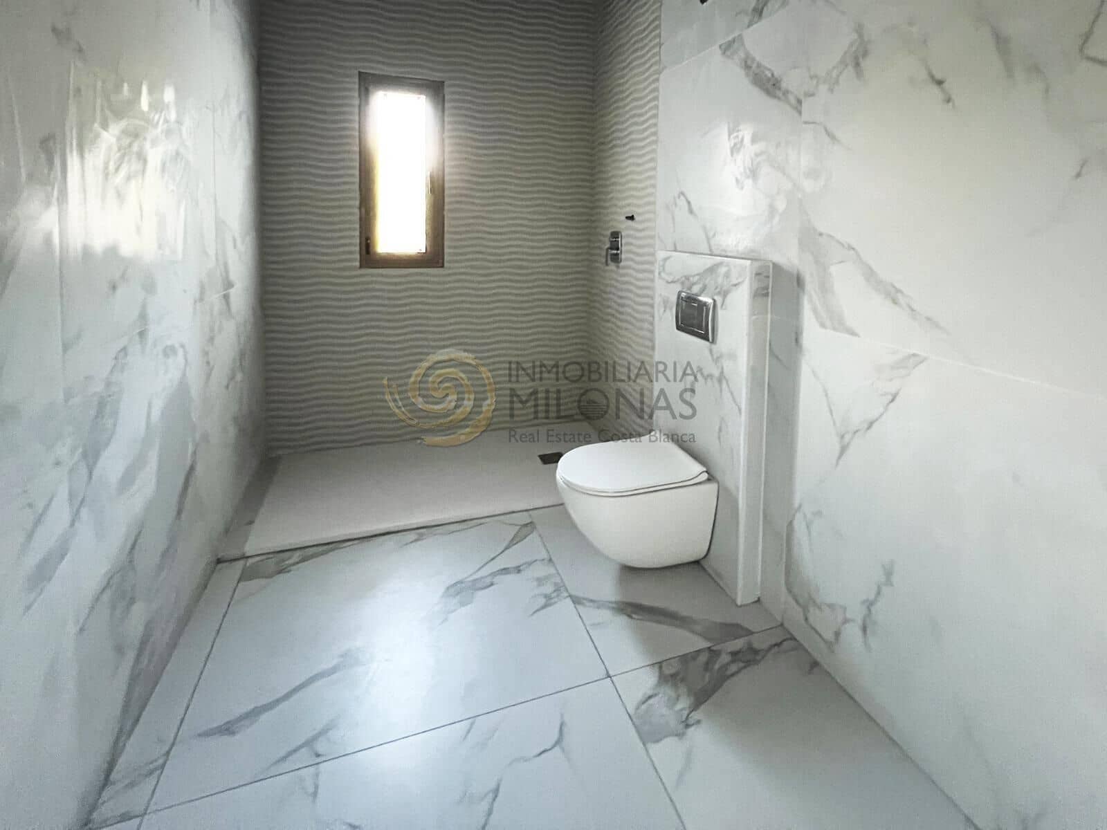 Chalet de 6 habitaciones en Benidorm en venta con piscina garaje - 2.650.000 € (Ref: 8865870)