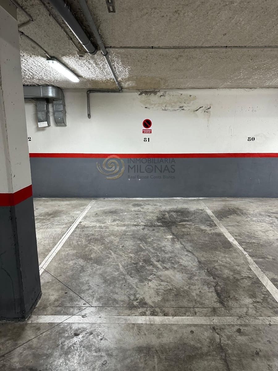 Garage til salg i Benidorm - € 16.900 (Ref: 8865880)