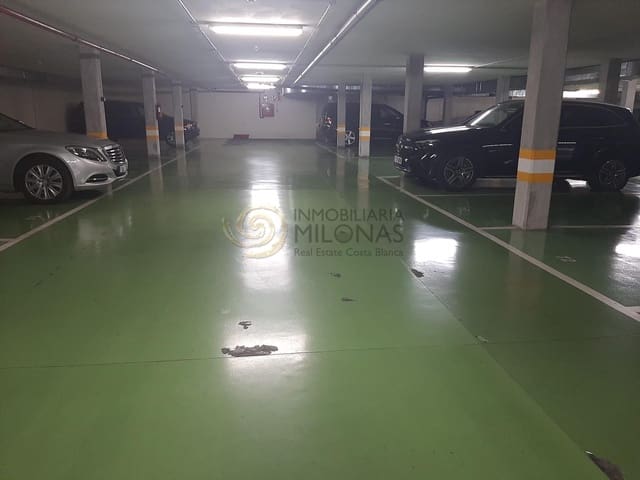 Garage in vendita in Benidorm - 19.500 € (Rif: 8865882)