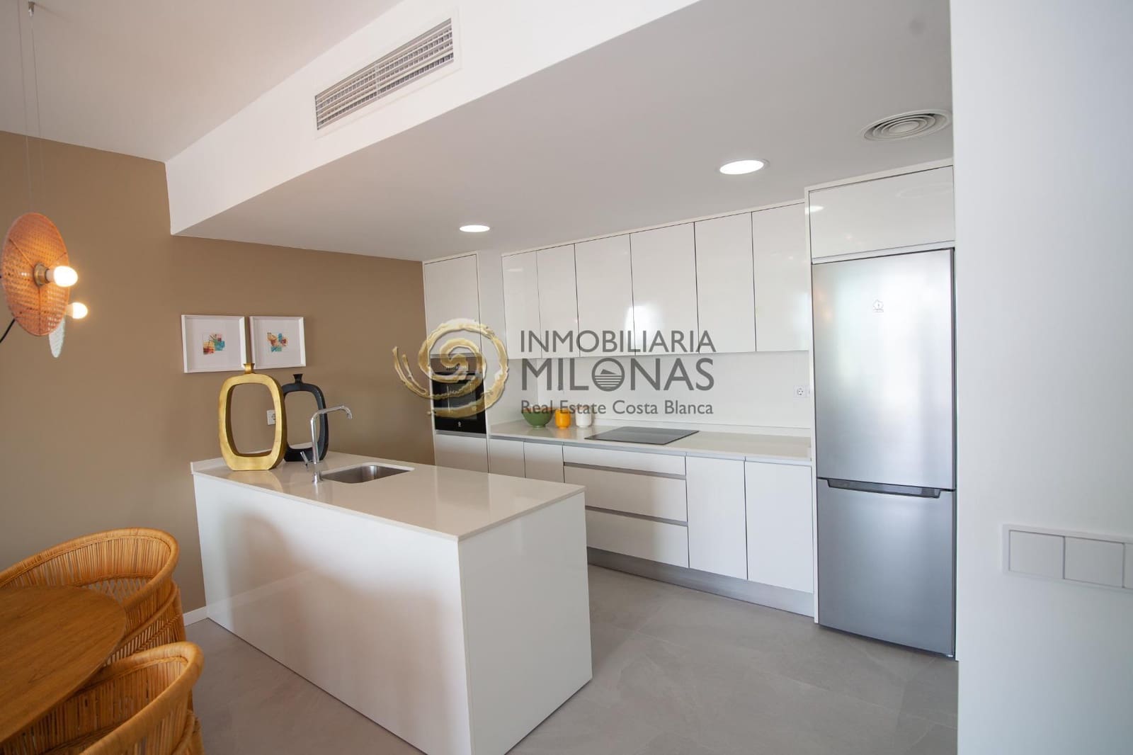 2 bedroom Apartment for sale in Finestrat with pool garage - € 380,000 (Ref: 8865887)