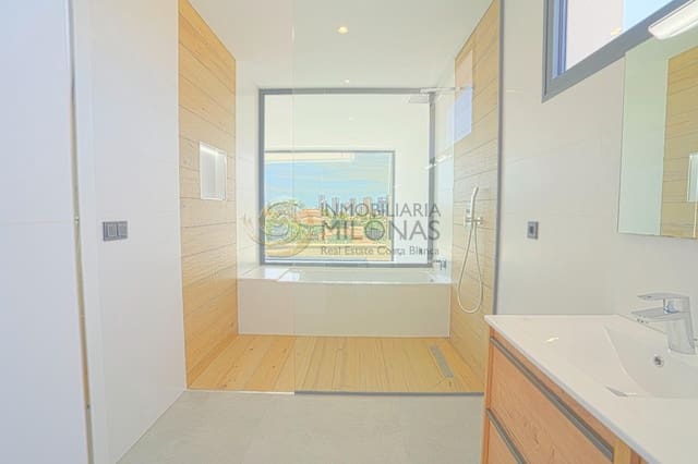 Chalet de 4 habitaciones en Calpe / Calp en venta con piscina - 1.290.000 € (Ref: 8865892)