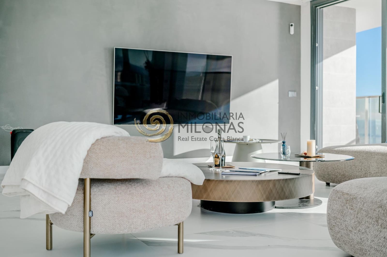 2 chambre Appartement à vendre à Benidorm avec piscine garage - 1 569 000 € (Ref: 8865902)